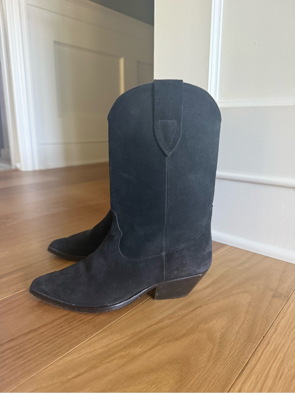Isabel Marant Women's Black Suede Western Boots - Elegant Pointed Toe - Picture 4 of 6